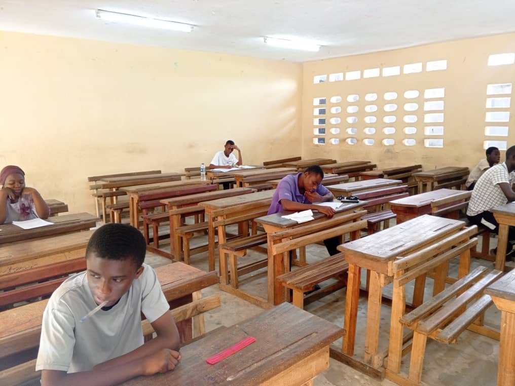 Jeunes en salle de formation
